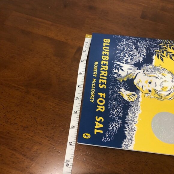 Blueberries for Sal Vintage Book - Picture 7 of 10